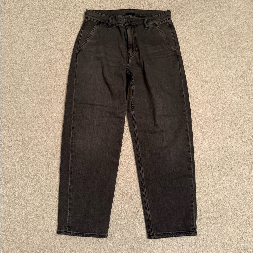 Uniqlo Men's Straight Jeans in Dark Grey